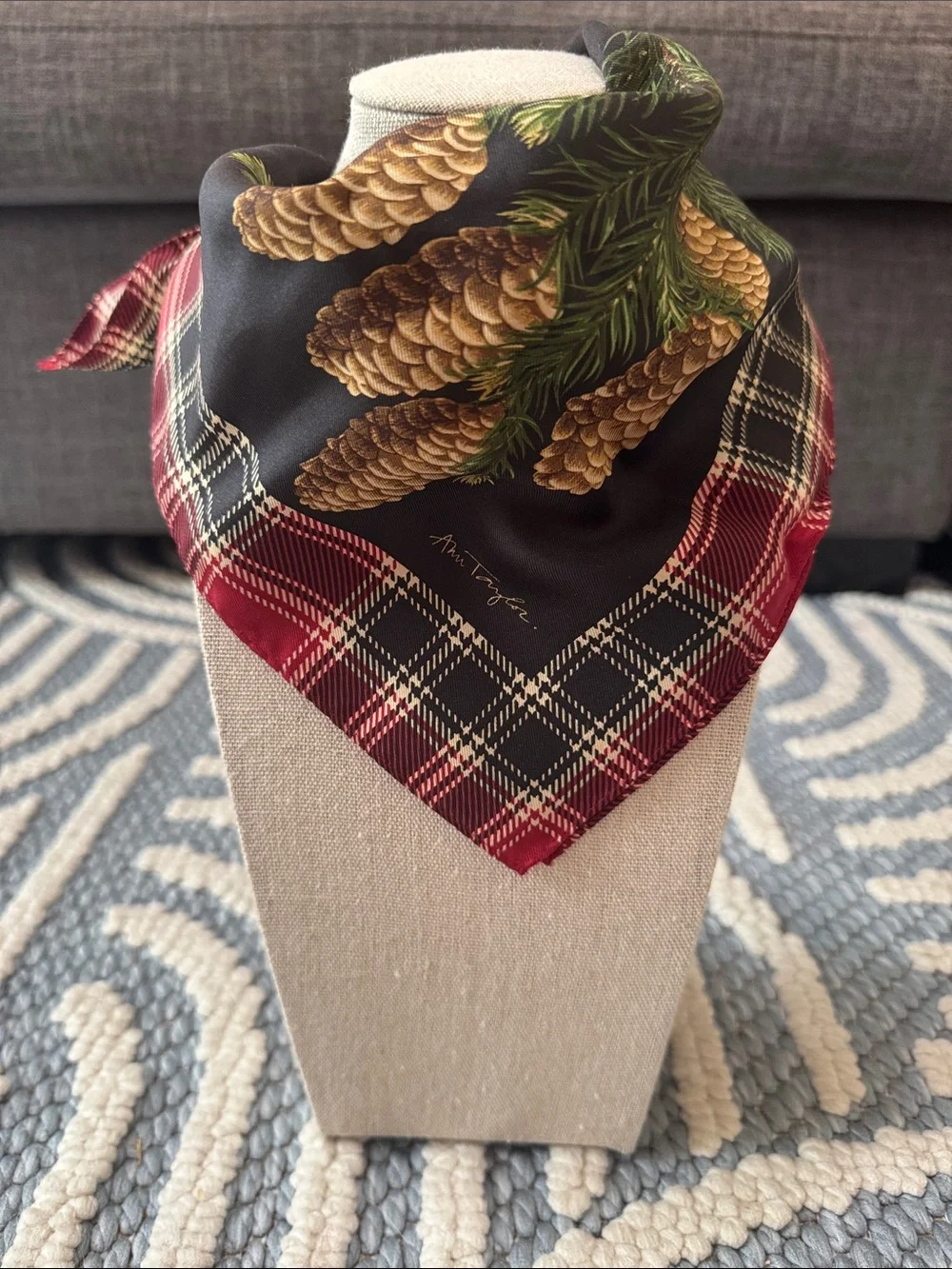 Vintage Ann Taylor Pinecone Tartan Plaid Scarf 20x20 Fall Holiday
